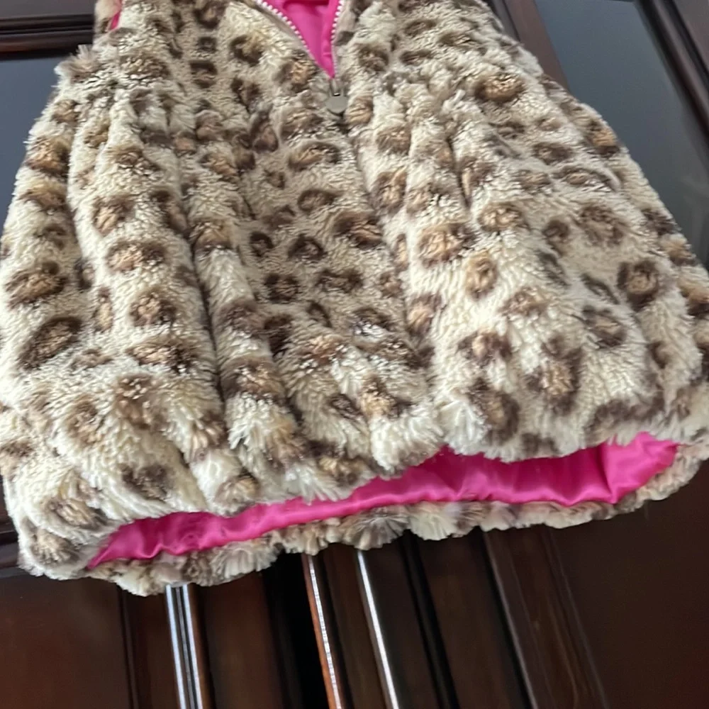 Girls 3T Kids Headquarters Furry Leopard Print Vest - Picture 5 of 7